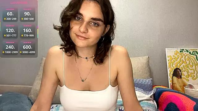 AlodieCarvell from StripChat is Freechat