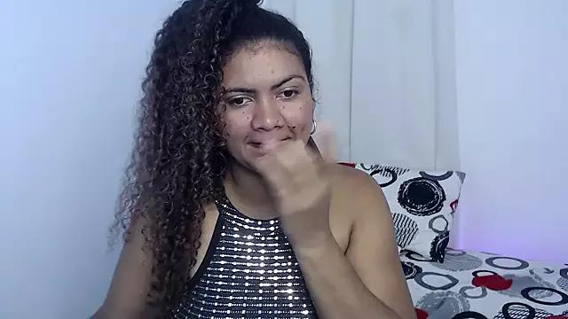 Amalia1893 from StripChat is Freechat