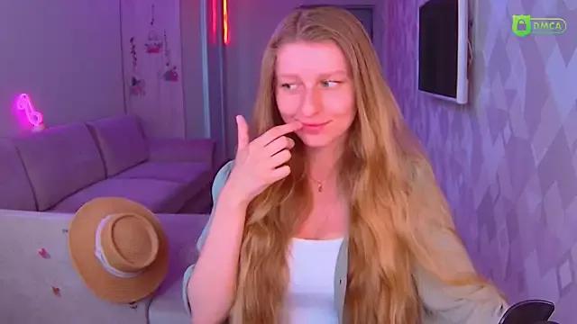 AmaliaQueen from StripChat