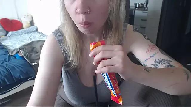 amanda_kiss_kiss from StripChat