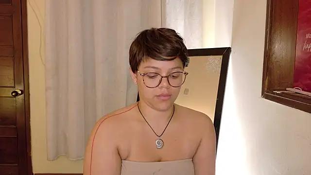Amanda_sweet from StripChat