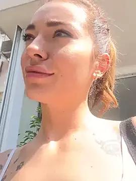 AmandaBryce from StripChat