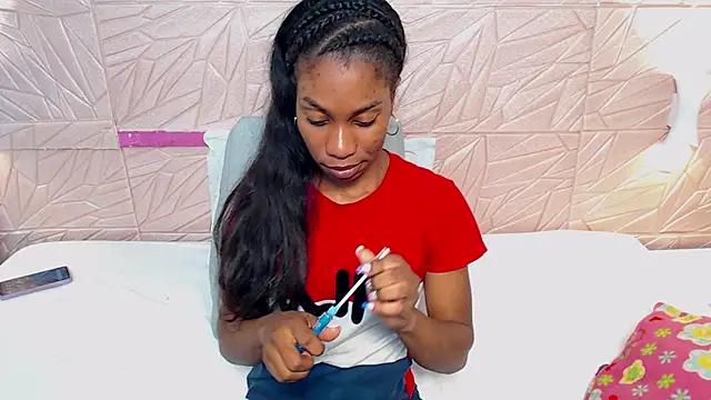 Amarantha_love69 from StripChat