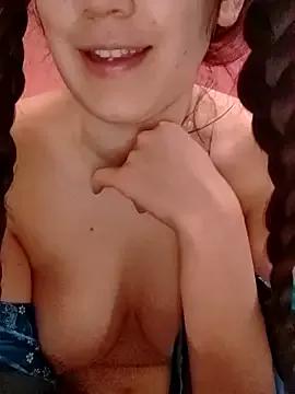 Amaya07 from StripChat