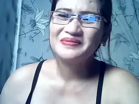 Amazing_Angel22 from StripChat