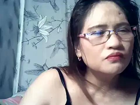 Amazing_Angel22 from StripChat