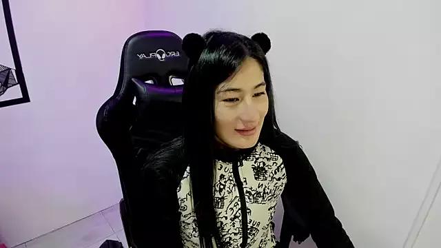 amber_rouse_ws from StripChat is Freechat