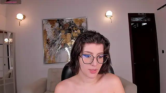 Girls: try live performances with matured performers, from dancing to quirks, in a variety of beautiful sex cams.