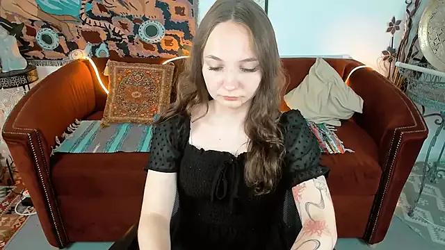 ameliaglamour from StripChat is Freechat