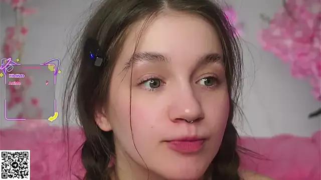 Photos of AmiLewis from StripChat is Freechat
