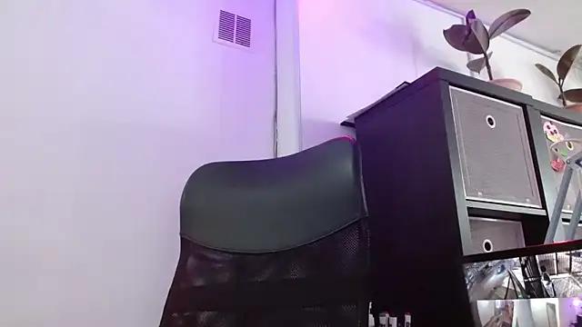AmmyBroown from StripChat