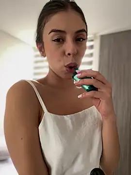 AmmyCollinsW from StripChat