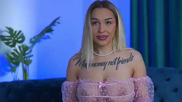 Ammylicious_Doll from StripChat