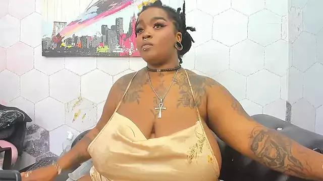 Anaa_Fuentess from StripChat is Freechat