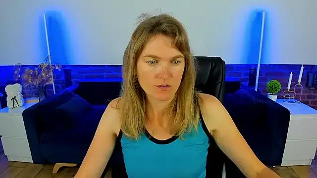 Anabell_xxx from StripChat is Freechat