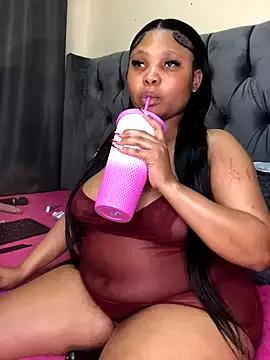 Anaelle24 from StripChat