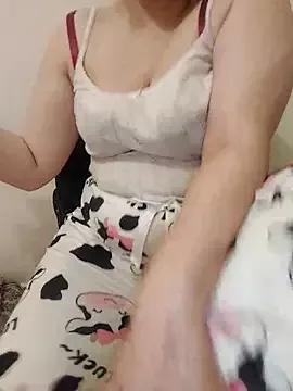 Anal-squirt from StripChat