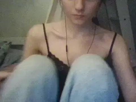 Analitayoung from StripChat