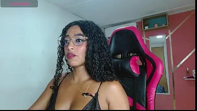 analus-01 from StripChat