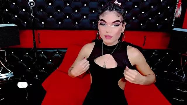 andrea_alvarz from StripChat is Freechat