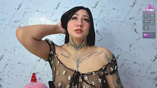 andrea_miller1 from StripChat is Freechat