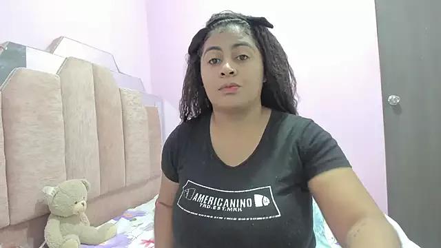 AndreaSweet2 from StripChat is Freechat