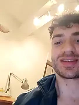 Andreatopbot from StripChat is Freechat
