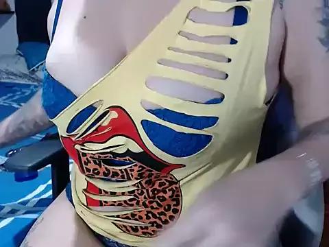 Girls: try live performances with matured performers, from dancing to quirks, in a variety of beautiful sex cams.