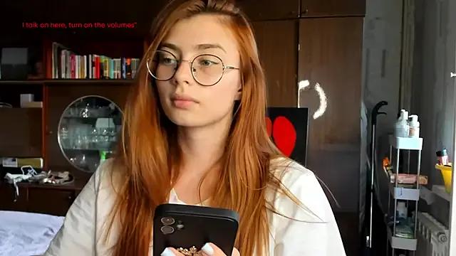 AngelaSwan from StripChat is Freechat