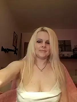 Angeldevilus from StripChat is Freechat