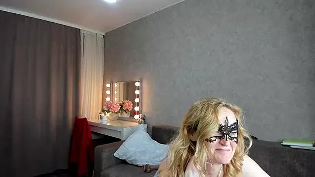 Girls: try live performances with matured performers, from dancing to quirks, in a variety of beautiful sex cams.