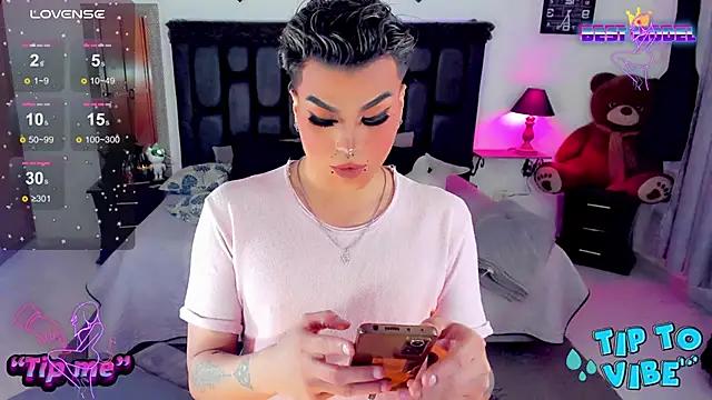 Girls: try live performances with matured performers, from dancing to quirks, in a variety of beautiful sex cams.