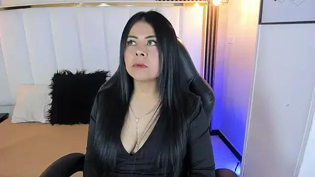 Aniajoness_ from StripChat is Freechat