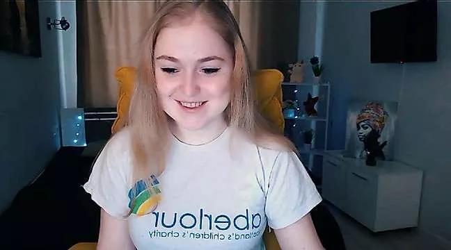 Anna-shine from StripChat