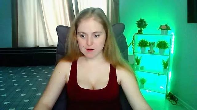 Anna-shine from StripChat