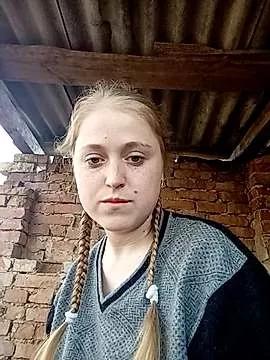 Anna-shine from StripChat