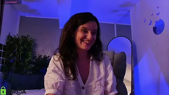 AnnaHarperX from StripChat