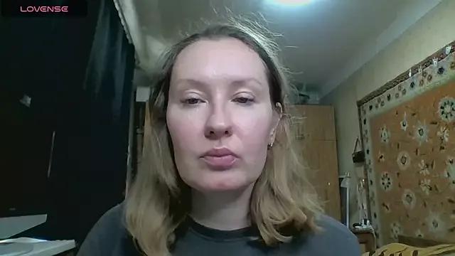 AnnaXLovers from StripChat