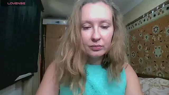 AnnaXLovers from StripChat