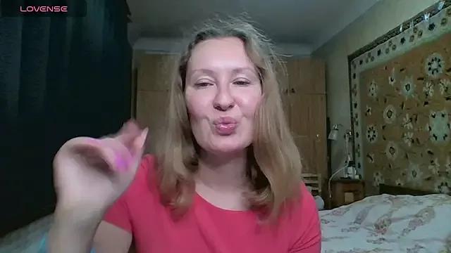 AnnaXLovers from StripChat