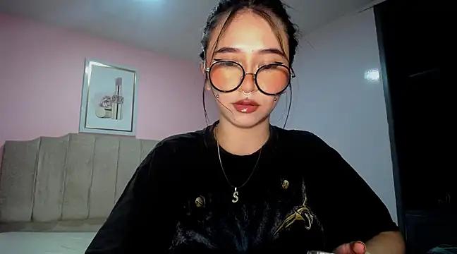 annbones_ch from StripChat
