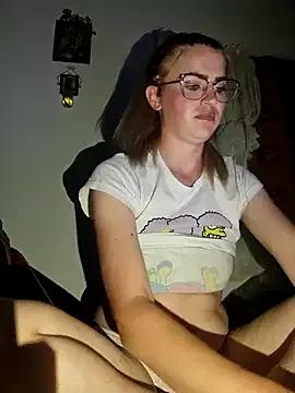 Anne-Mo from StripChat