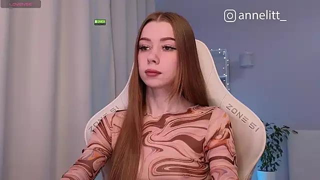 Annelitt webcams show profile image 
