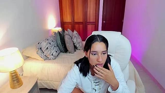 annie_palmieri from StripChat