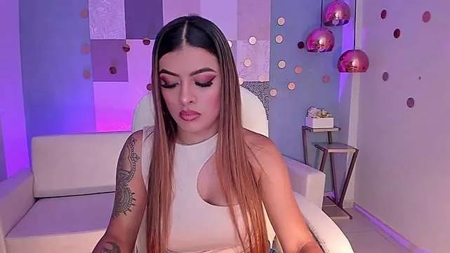 AnnieCorrea_ from StripChat