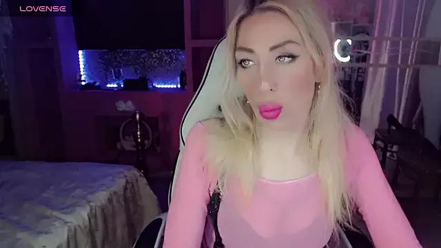 AnnieGOld_ from StripChat