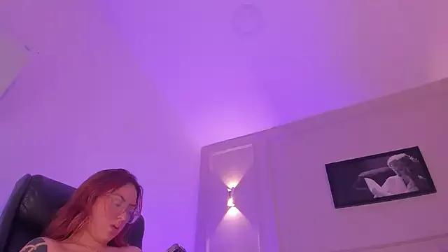 anniemartinezz from StripChat