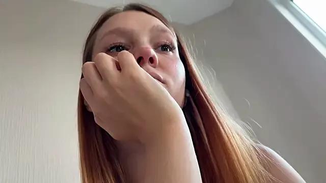 AnnieMouse from StripChat is Freechat