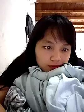 Anny-ly from StripChat is Freechat