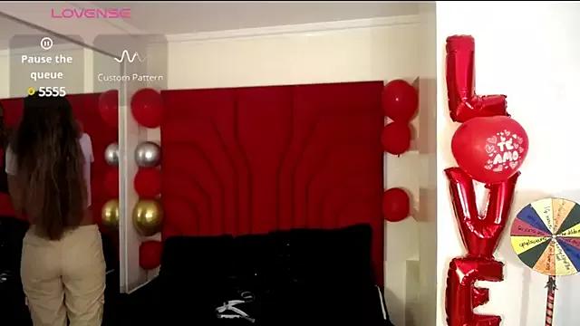 Girls: try live performances with matured performers, from dancing to quirks, in a variety of beautiful sex cams.